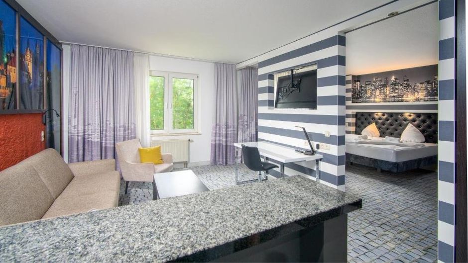 SL'otel in Parforcehaus Suite