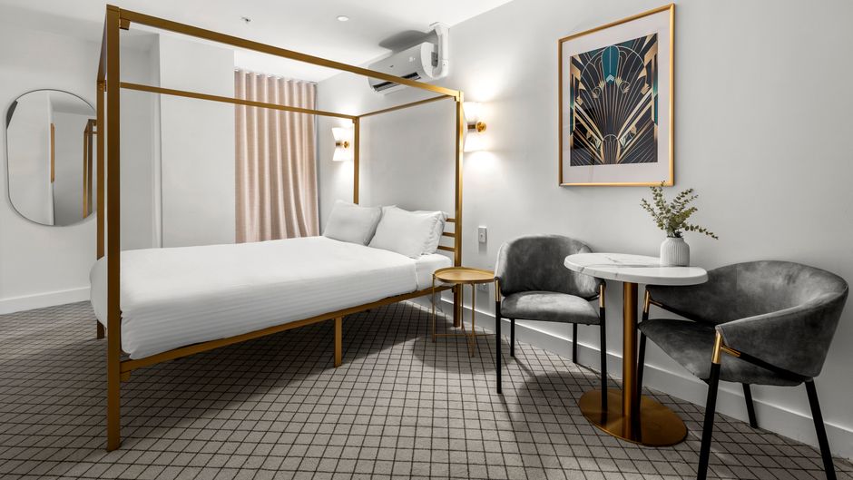 The Metropole Guest House Room
