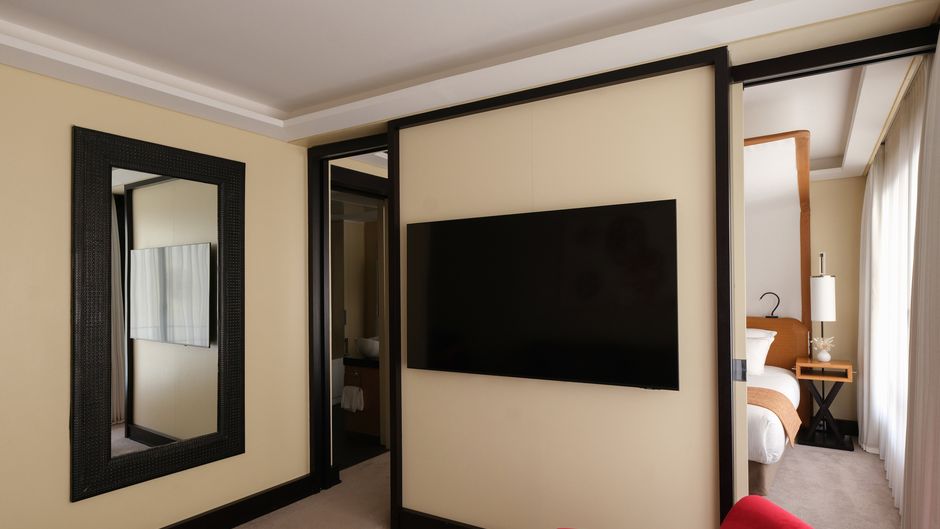 Five Seas Hotel Cannes, a Design Hotel Suite