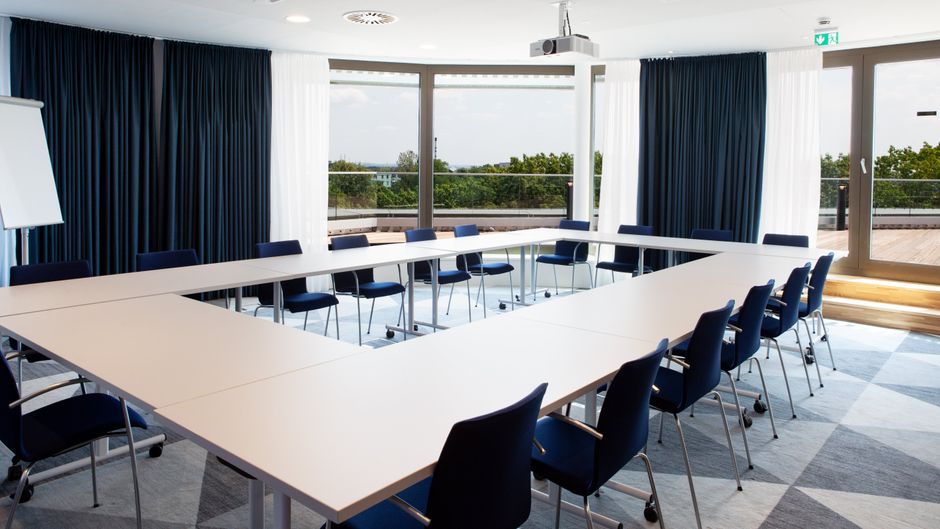 Holiday Inn Express & Suites Monheim Meeting