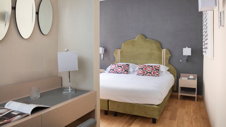 Adriano Hotel Room