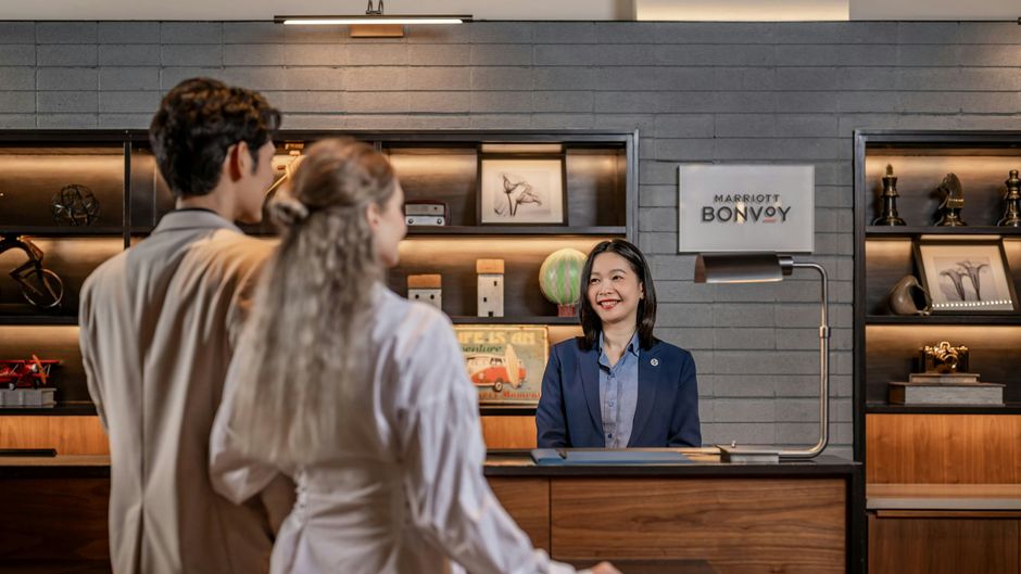 Four Points by Sheraton Bangkok Exterior