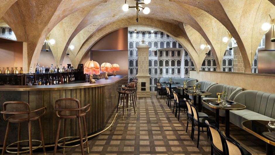 H15 Luxury Palace Restaurant