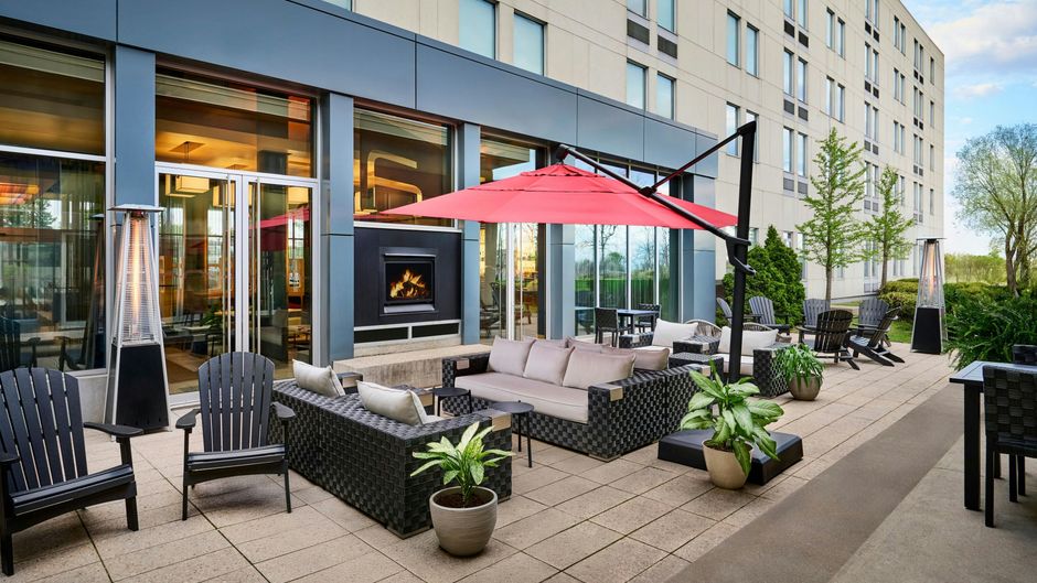 aloft Montreal Airport Other