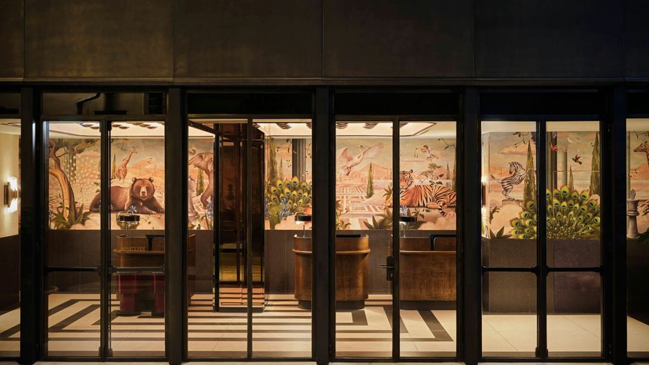 W Florence Lobby