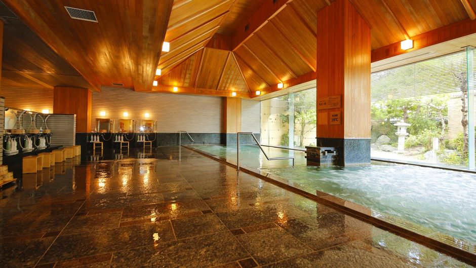 Takayama Green Hotel Lobby