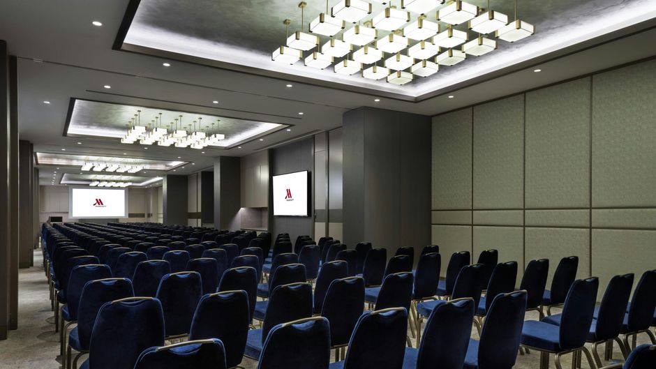 Izmir Marriott Hotel Meeting
