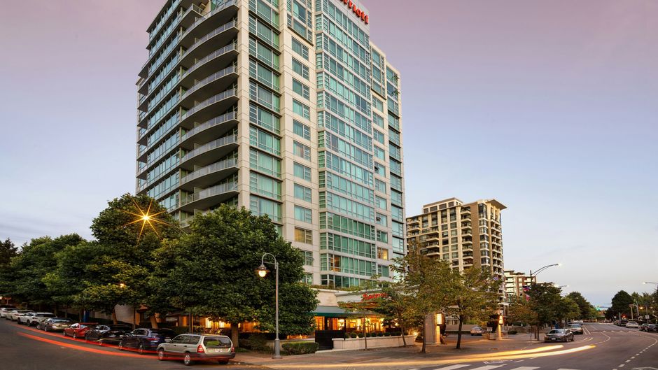 Victoria Marriott Inner Harbour Exterior
