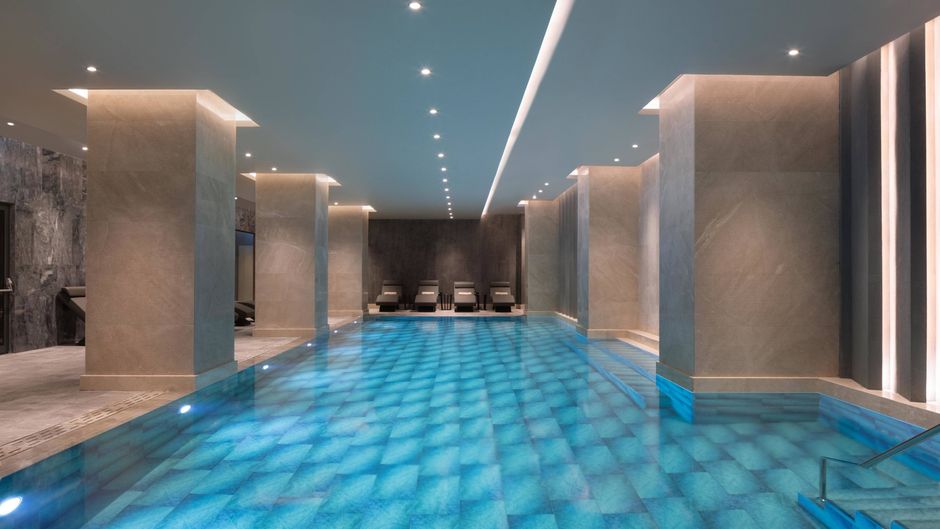 Izmir Marriott Hotel Pool