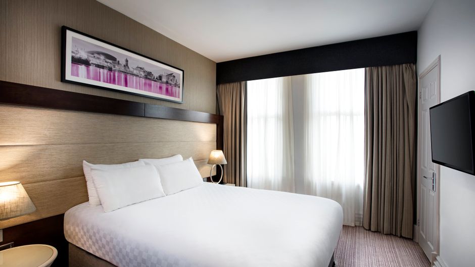Leonardo Hotel Cardiff Room