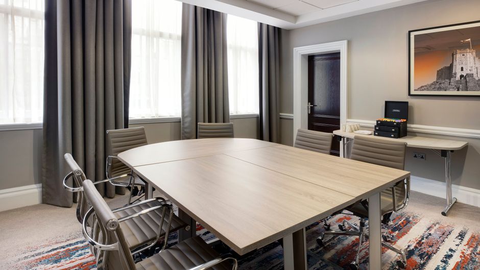 Leonardo Hotel Cardiff Meeting
