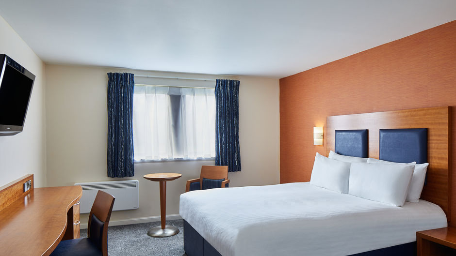 Leonardo Inn Hotel Aberdeen Airport Room