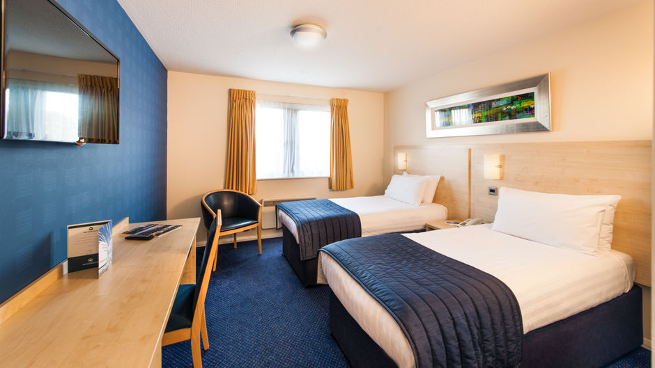 Leonardo Inn Hotel Aberdeen Airport Room