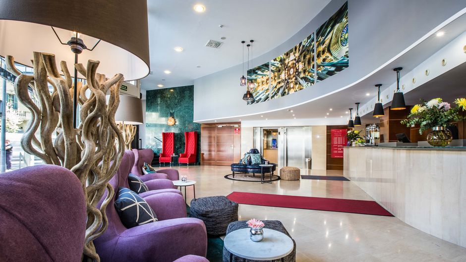 Leonardo Hotel Barcelona Gran Via Lobby