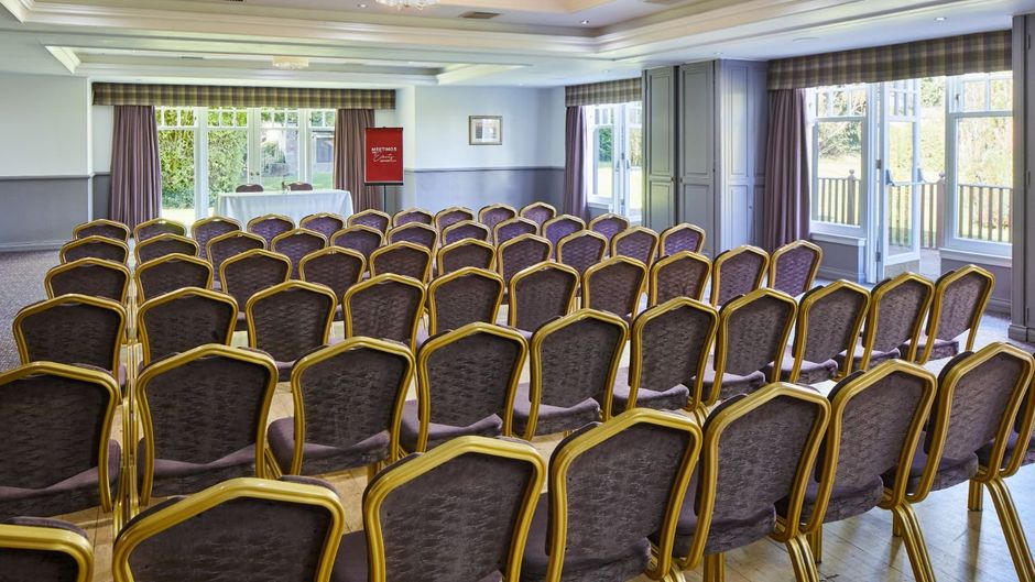 Leonardo Boutique Huntingtower Perth Meeting