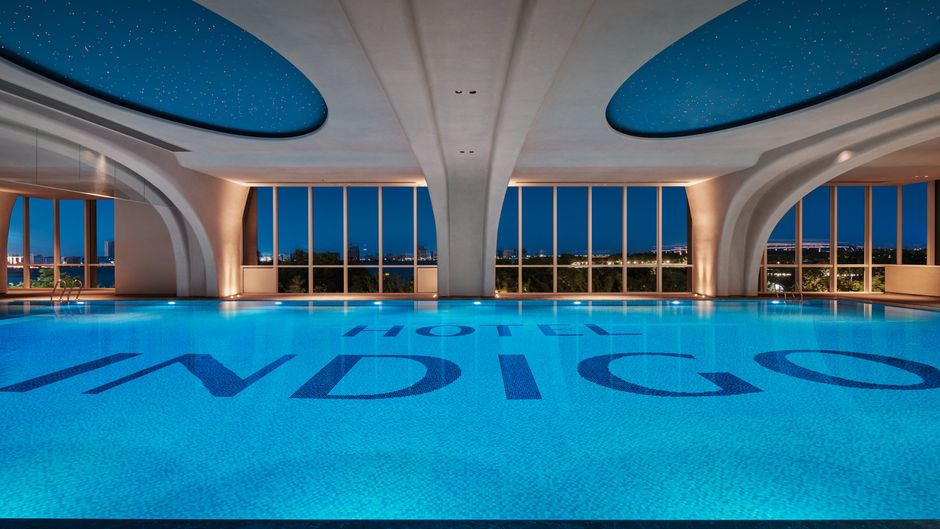 Hotel Indigo Harbour City Pool
