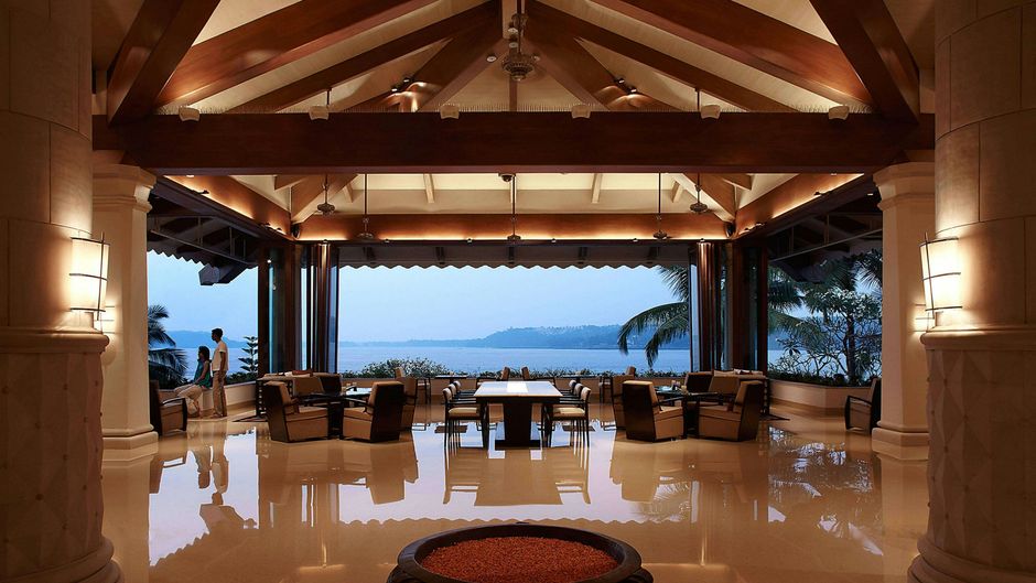 Goa Marriott Resort & Spa Lobby