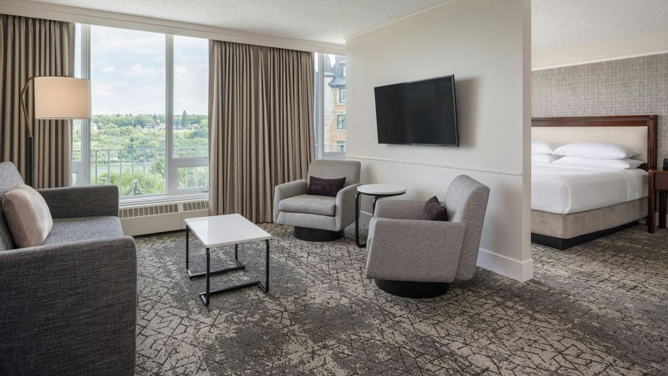 Sheraton Cavalier Saskatoon Hotel Suite