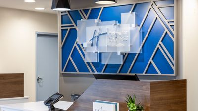 Holiday Inn Express Hotel & Stes Dewitt
