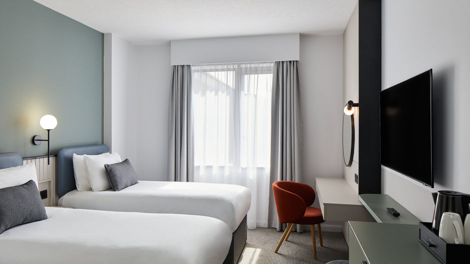 Leonardo Hotel Dublin Parnell Street Room