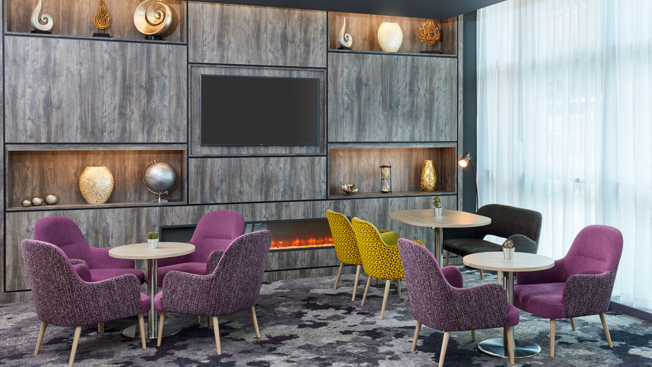 Leonardo Hotel Sheffield Lobby