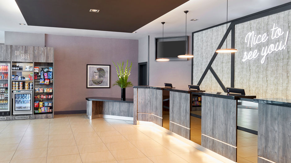 Leonardo Hotel Sheffield Lobby
