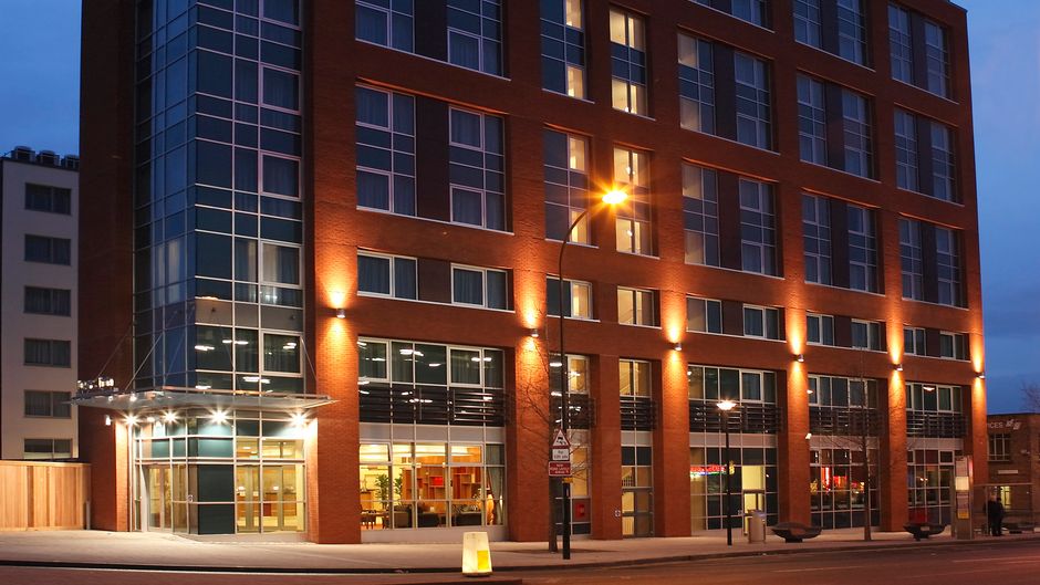 Leonardo Hotel Sheffield Exterior