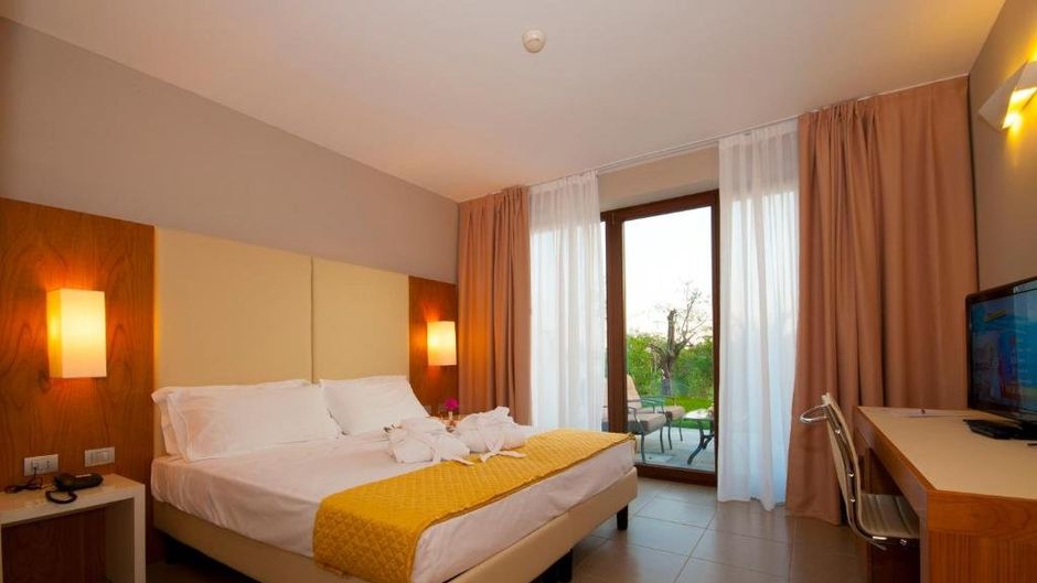 La Rondinaia At Eurocongressi Hotel Room