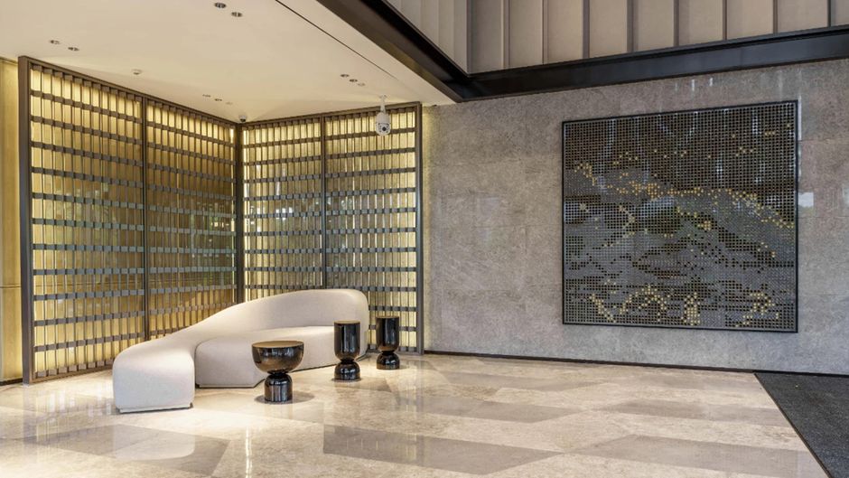 Crowne Plaza Binjiang Lobby