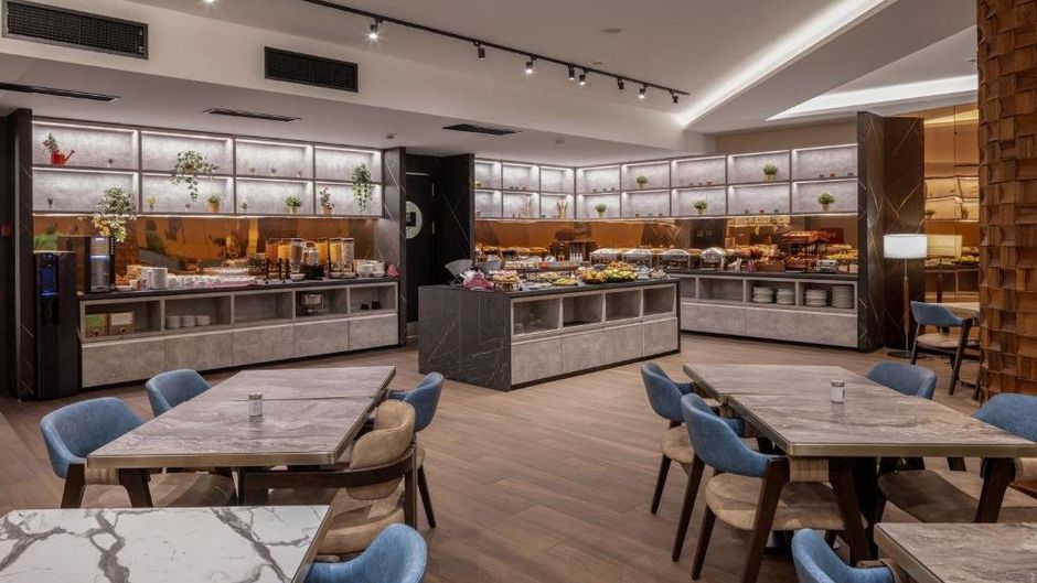 Nobel Hotel Belgrade Restaurant