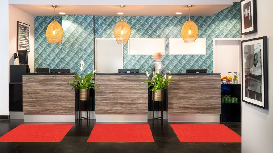 Leonardo Hotel Berlin Lobby