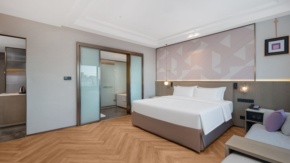 Crowne Plaza Hotel City Center Ningbo Room