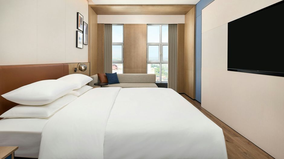 Four Points by Sheraton Yining Suite