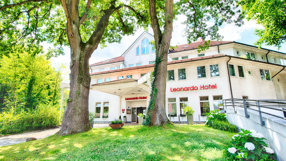 Leonardo Hotel Hamburg Airport Exterior
