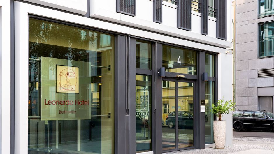 Leonardo Hotel Berlin Mitte Exterior