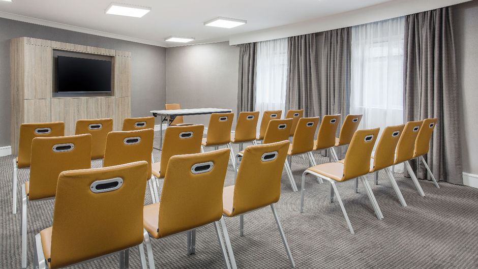 Leonardo Hotel Hinckley Island Meeting