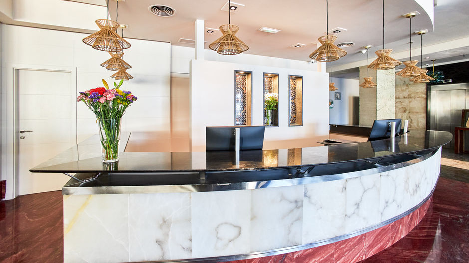 Leonardo Hotel Fuengirola Costa Del Sol Lobby