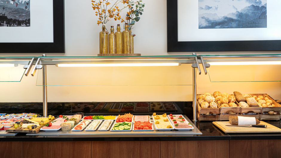 Leonardo Hotel Salzburg Airport Restaurant