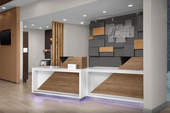 Holiday Inn Express/Suites Birmingham N