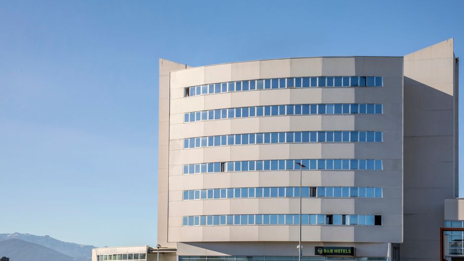 Cristal Hotel Cuneo Exterior