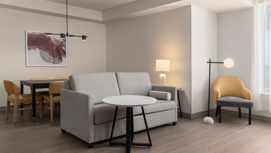 Staybridge Suites Airport St Laurent Suite