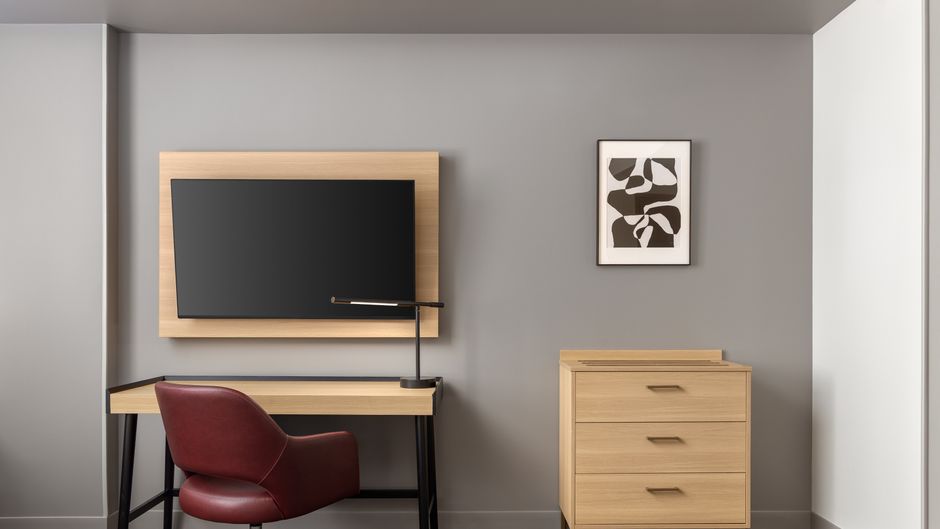 Staybridge Suites Airport St Laurent Room