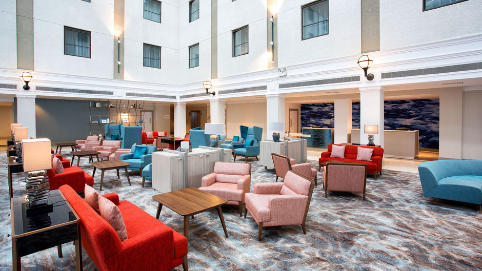 Leonardo Royal Hotel Brighton Waterfront Lobby