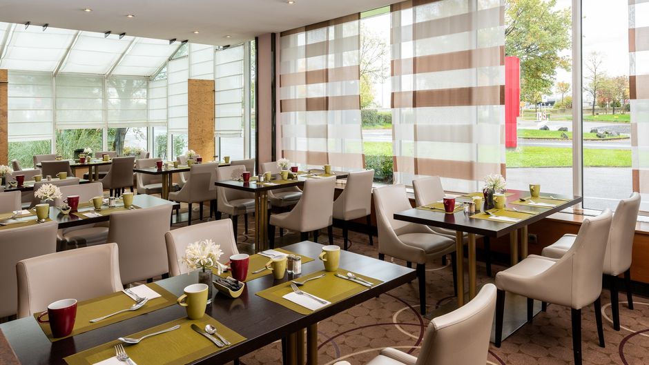 Leonardo Hotel Koln Bonn Airport Restaurant