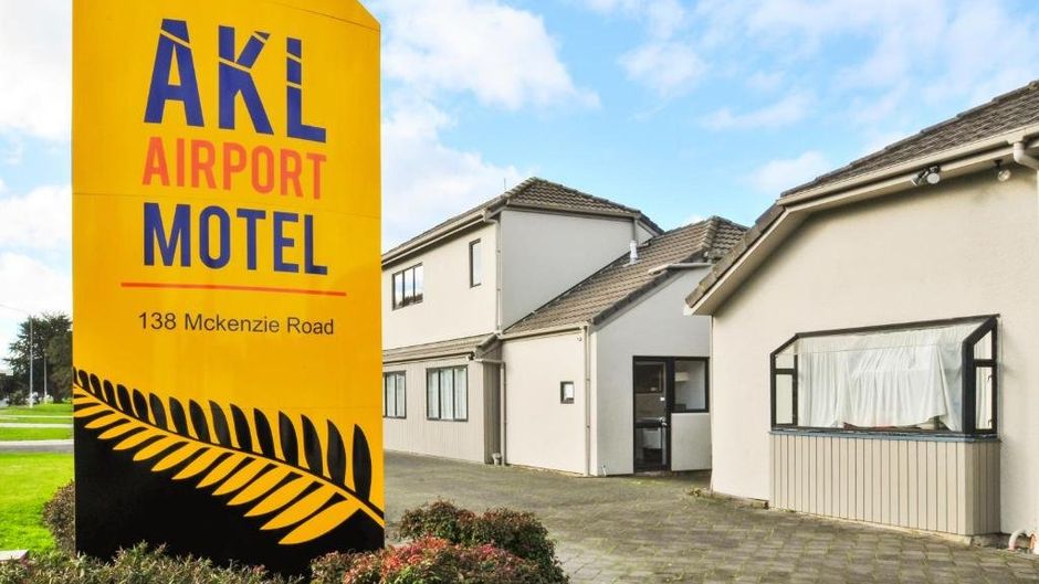 Auckland Airport Motel Exterior