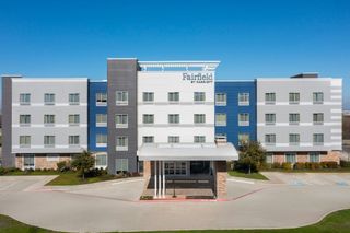 Fairfield Inn & Suites Dallas I-30 West