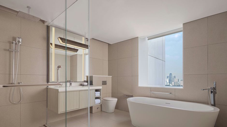 Aloft Jakarta Kebon Jeruk Room