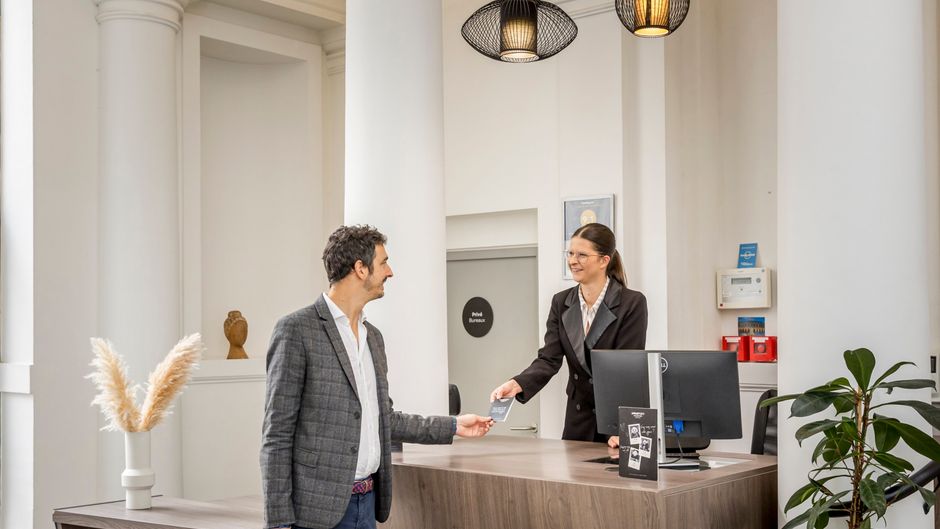 Appart'City Nimes Arenes Lobby