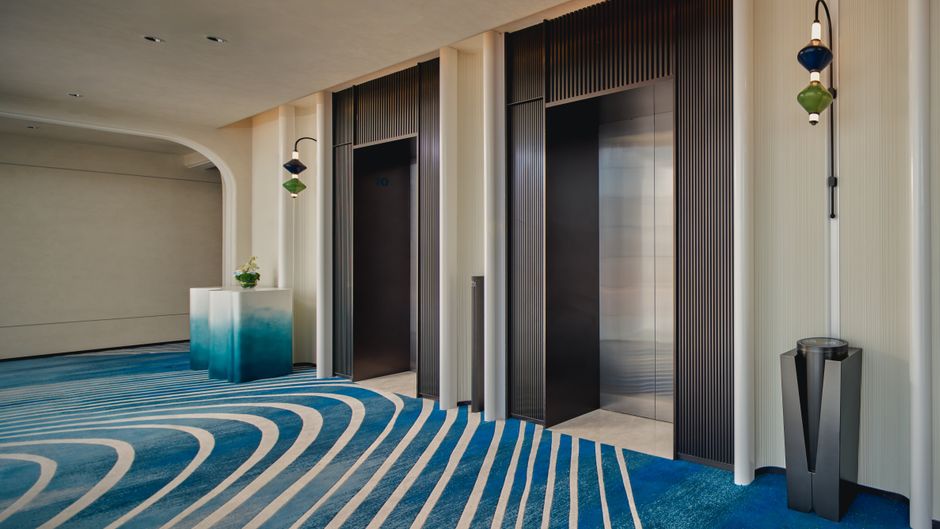 Hotel Indigo Harbour City Lobby