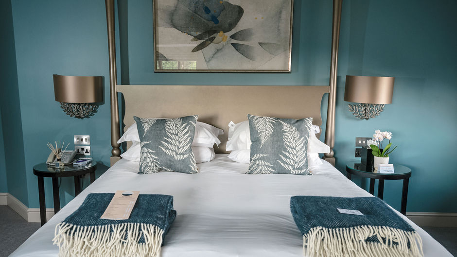 Hogarths Stone Manor Hotel Room